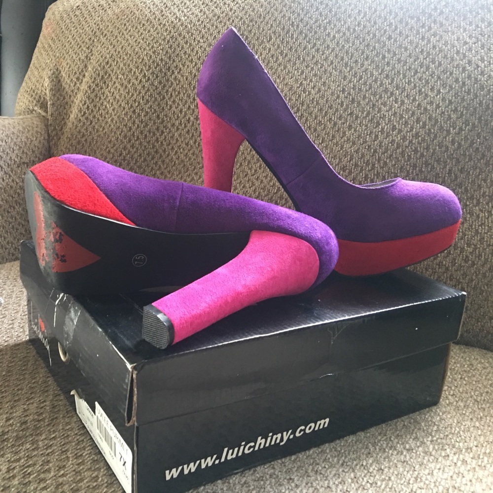 *Used* Luv Lee - Purple Luichiny worn once - Picture 4 of 7